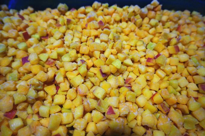 Hochwertige, schockgefrorene Aprikosen aus vollem Korn, k&ouml;stlich f&uuml;r Smoothies, Backen, Fabrikversorgung, IQF-verarbeitete, frisch gefrorene Fr&uuml;chte 3