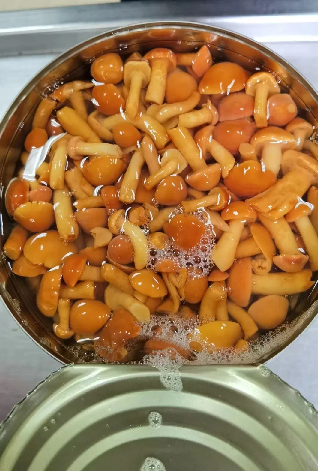Leckere gefrorene Pilze perfekt für Ihr Geschäft Nameko in Sole 0