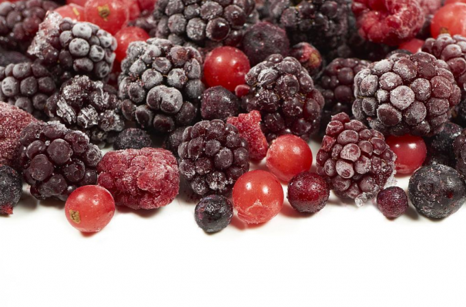 Frische IQF Gefrorene Mischbeeren Erdbeeren Himbeere Heidelbeeren im Stil von Erdbeeren 1